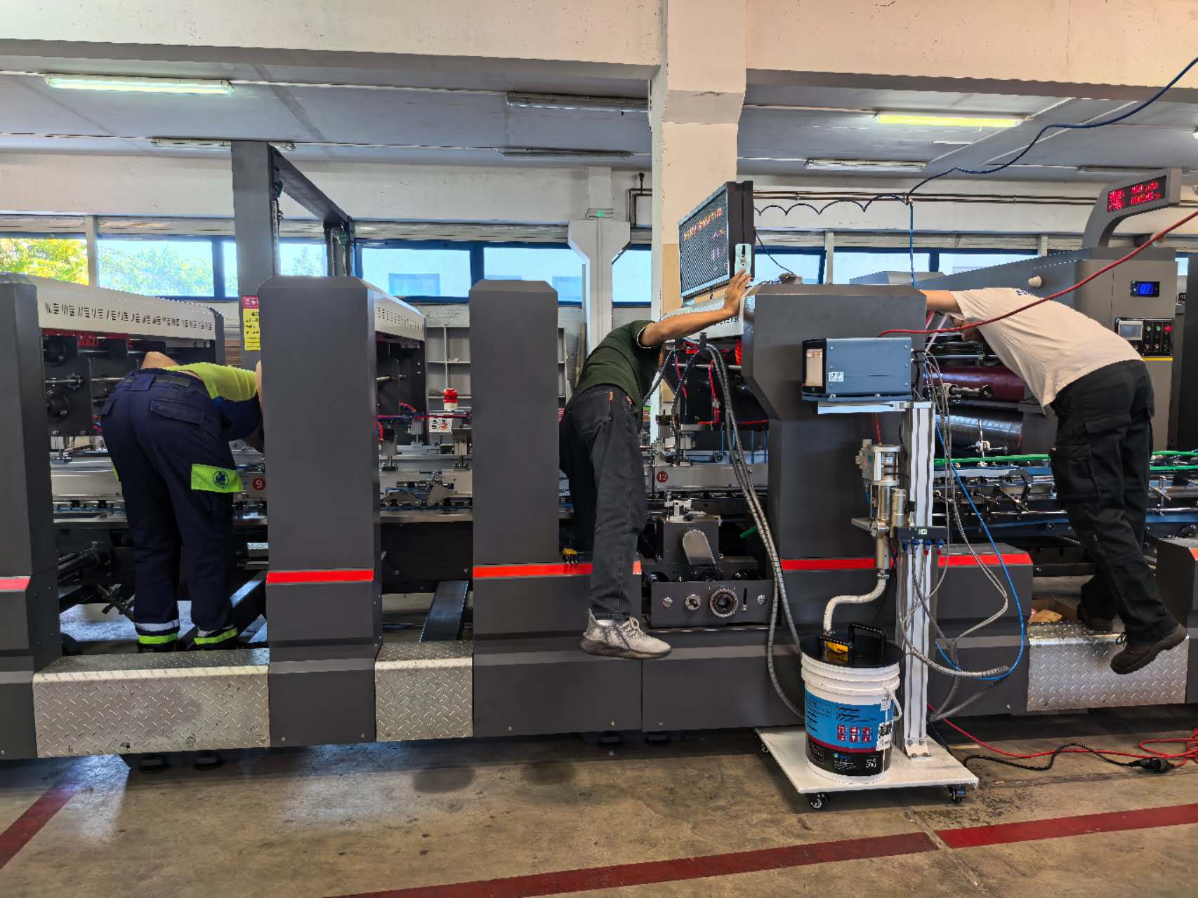 JIALONG Auto Folder GluerInstallation